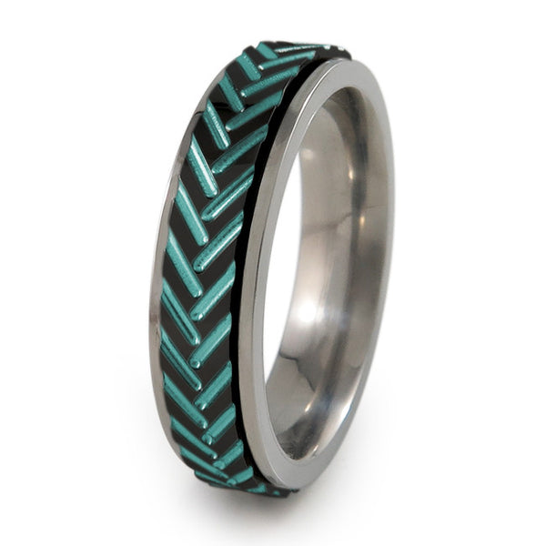 Chevrons black titanium fidget spinner ring