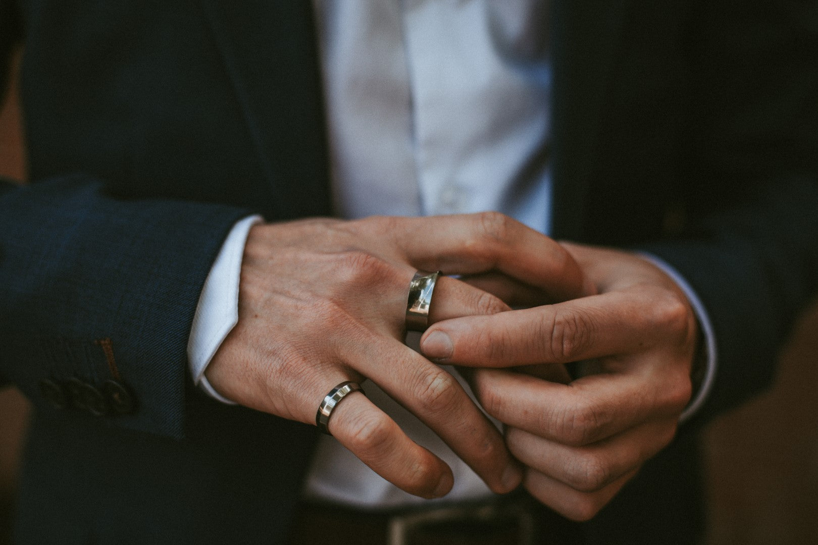 Different Styles of Men's Titanium Wedding Rings