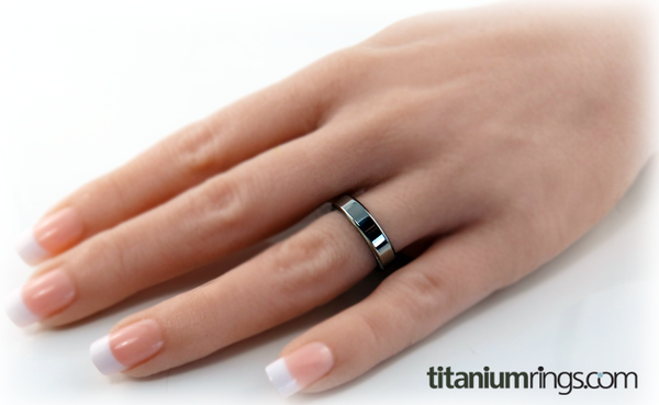 Apex | Women's Titanium Ring