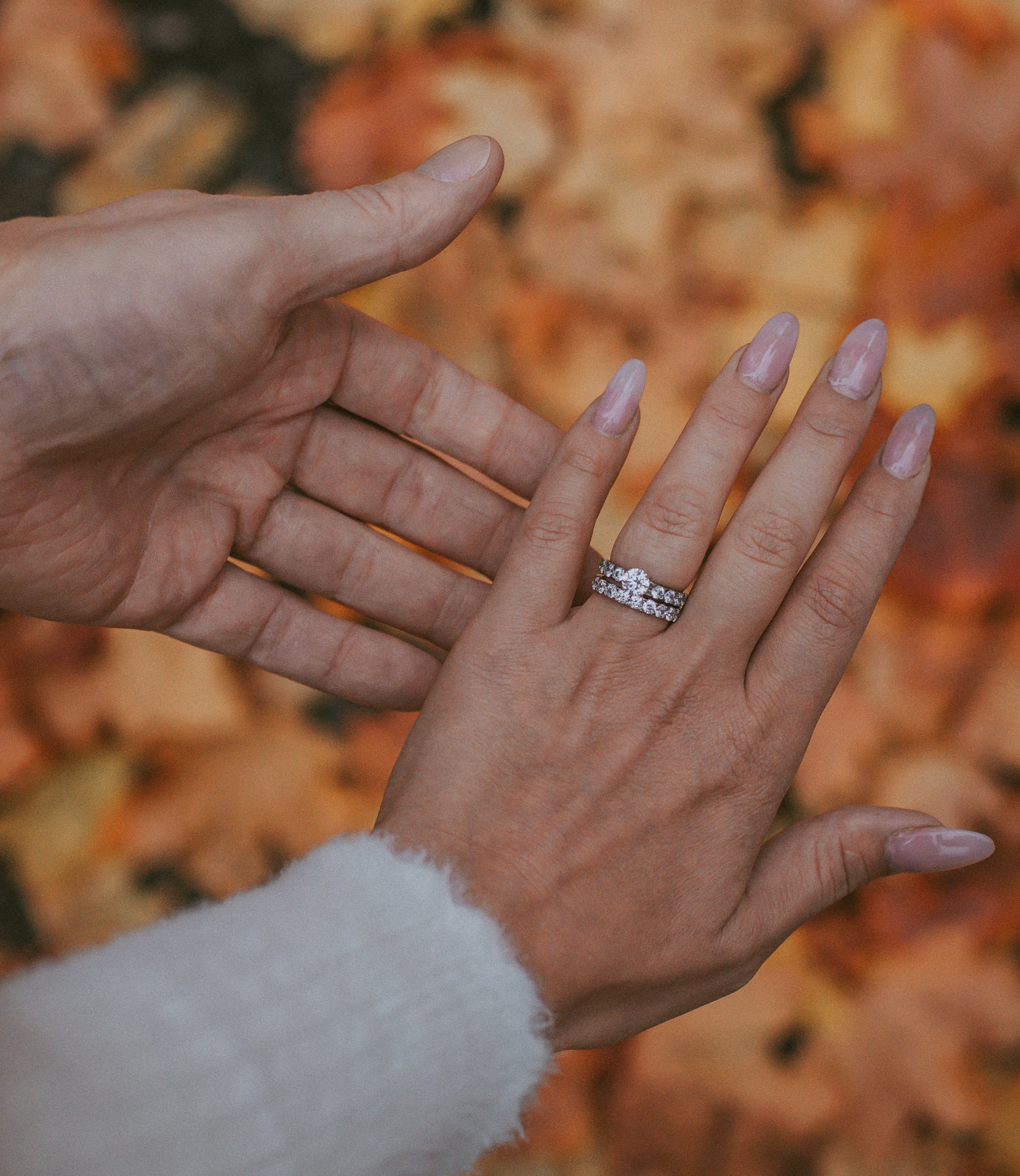 Charred Oak Whiskey Barrel Wedding Bands Set - Matching Couples Weddin –  RobandLean's rings