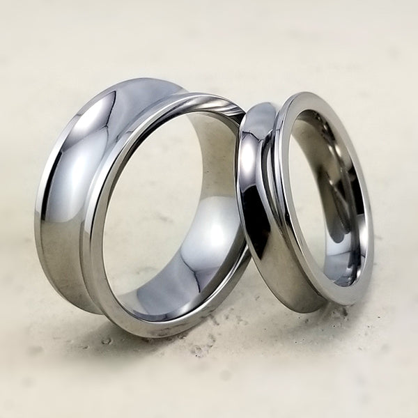 Phase titanium wedding ring