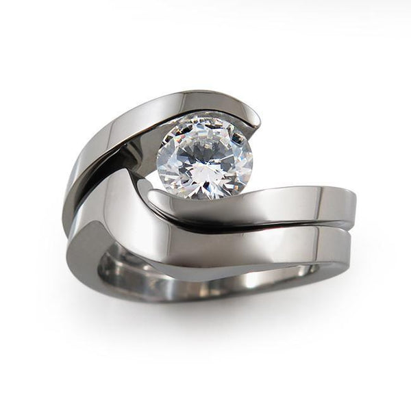 Stella Women's Titanium Engagement Ring and Wedding Band Set